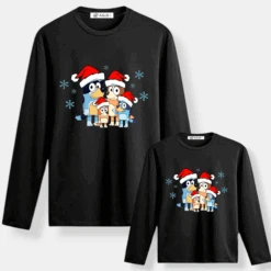 Camiseta Bluey Navidad -Roly Camiseta Bluey Navidad negra 2