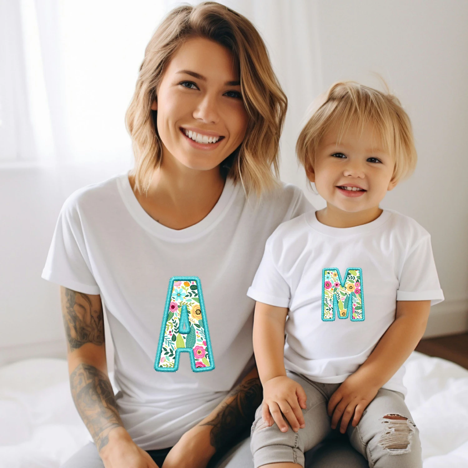 Camiseta Personalizada Inicial Flores 9 Camiseta Personalizada Inicial Flores - Imagen 9