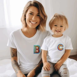 Camiseta Personalizada Inicial Neón -Roly Camiseta Personalizada Inicial Ne n blanca