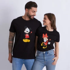 Camiseta Shy Mickey & Minnie Hearts