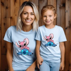 Camiseta Stitch Feliz -Roly Camiseta Stitch Feliz celeste