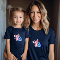 Camiseta Stitch Y Angel Cariño Mini -Roly Camiseta Stitch y Angel carino mini azul marino