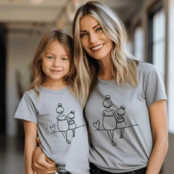 Camiseta Mami Y Niña Love -Roly Camiseta mami y nina love gris
