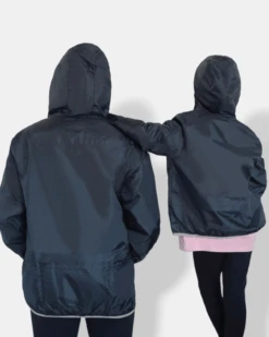 Chubasquero Negro -Roly PhotoRoom 20230904 171332 5