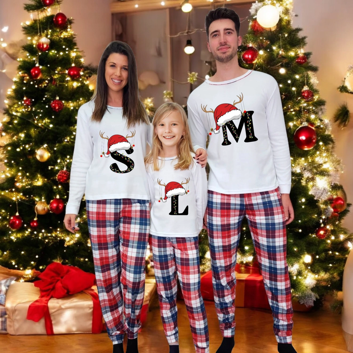 Pijama Iniciales Navidad Blanco 1 Pijama Iniciales Navidad Blanco