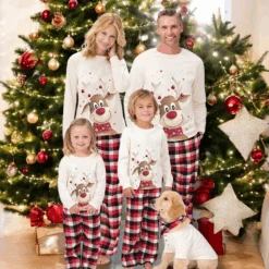 Pijama Reno Cometa Escocés Navideño