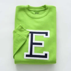 Sudadera Iniciales Verde Brillante -Roly Sudadera Iniciales Verde Brillante 3