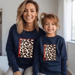 Sudadera Family Season Animal Print -Roly Sudadera family season animal print azul marino