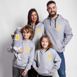 Sudadera Iniciales Premium Gris Mini Capucha -Roly Sudadera iniciales premium gris mini capucha Amarilla